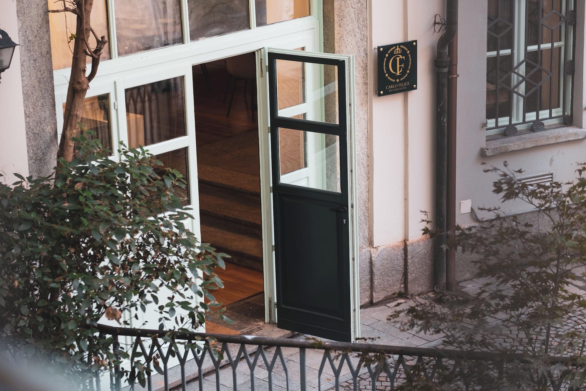 Vista Exterior Carlo Felice Boutique Hotel