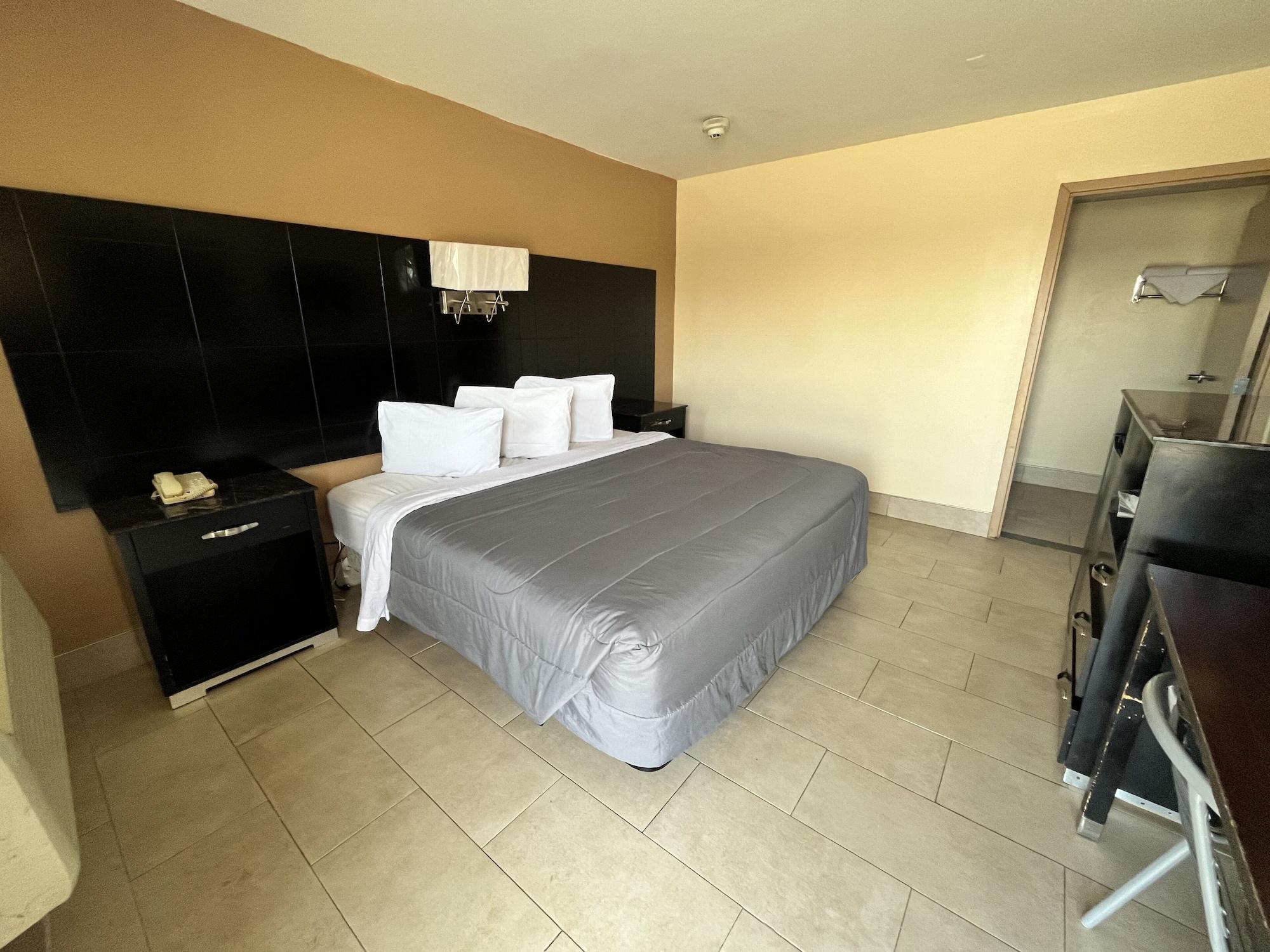 Varios Circle Motel Lodge