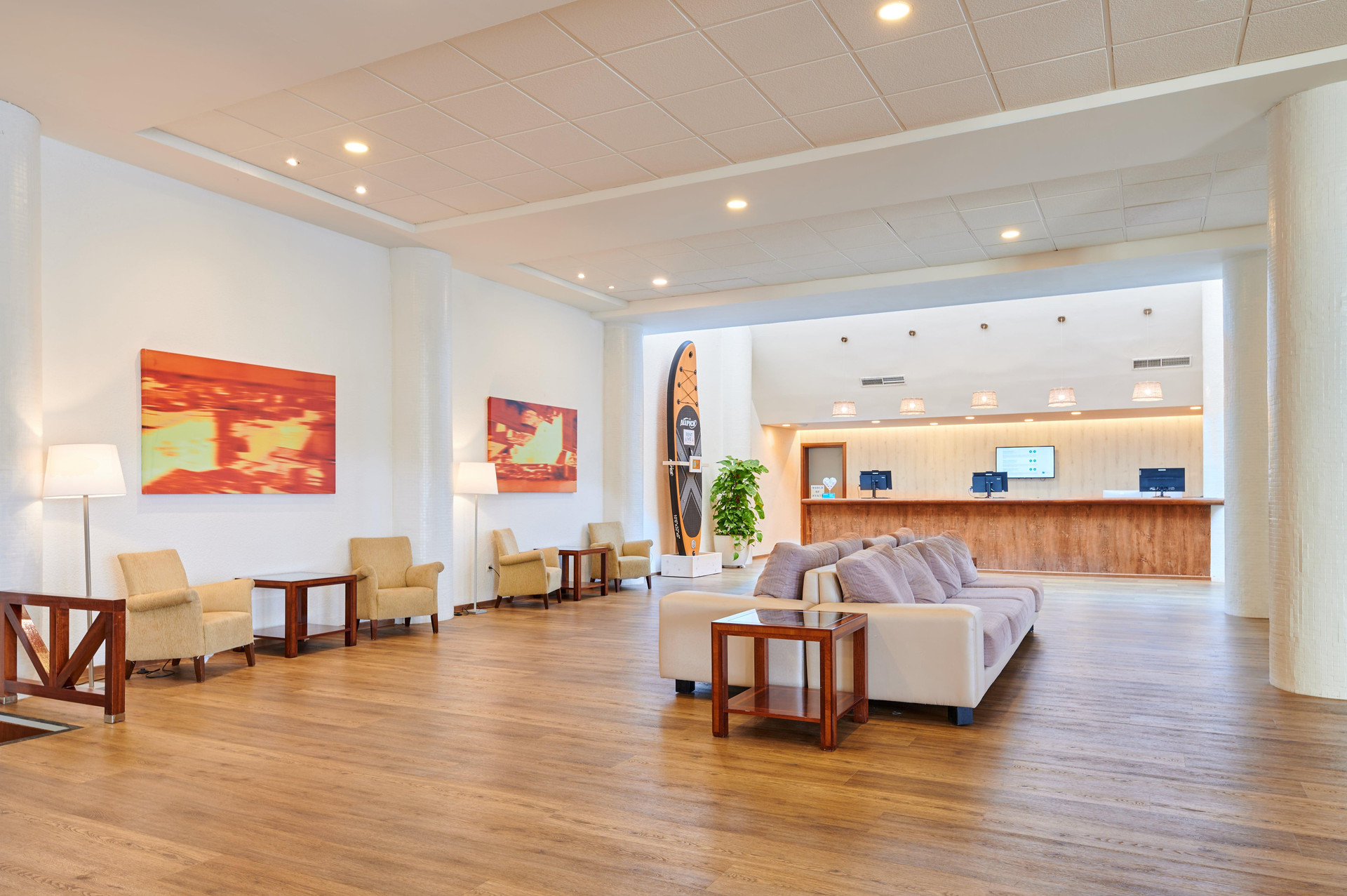 Vista Lobby AluaSun Cala Antena – All Inclusive