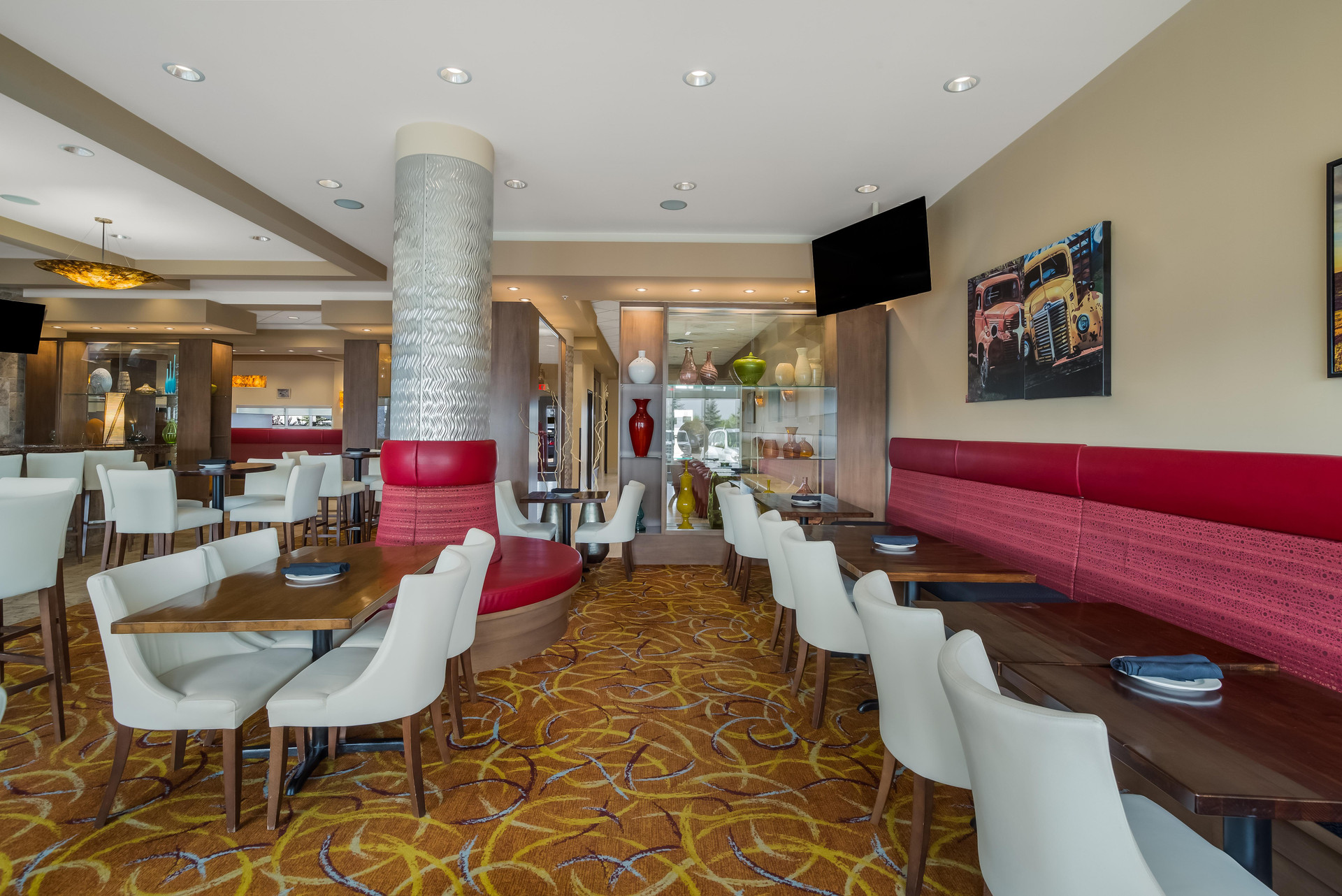 Bar/Salón Hotel 11, MOD A Sonesta Collection