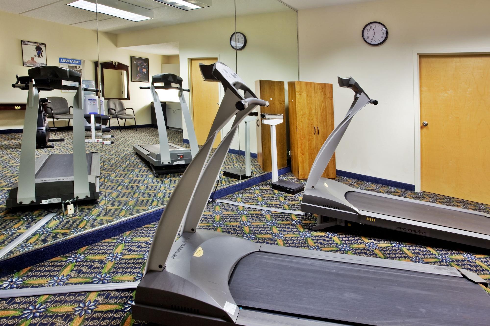 Gimnasio Holiday Inn Express Hotel & Suites by IHG