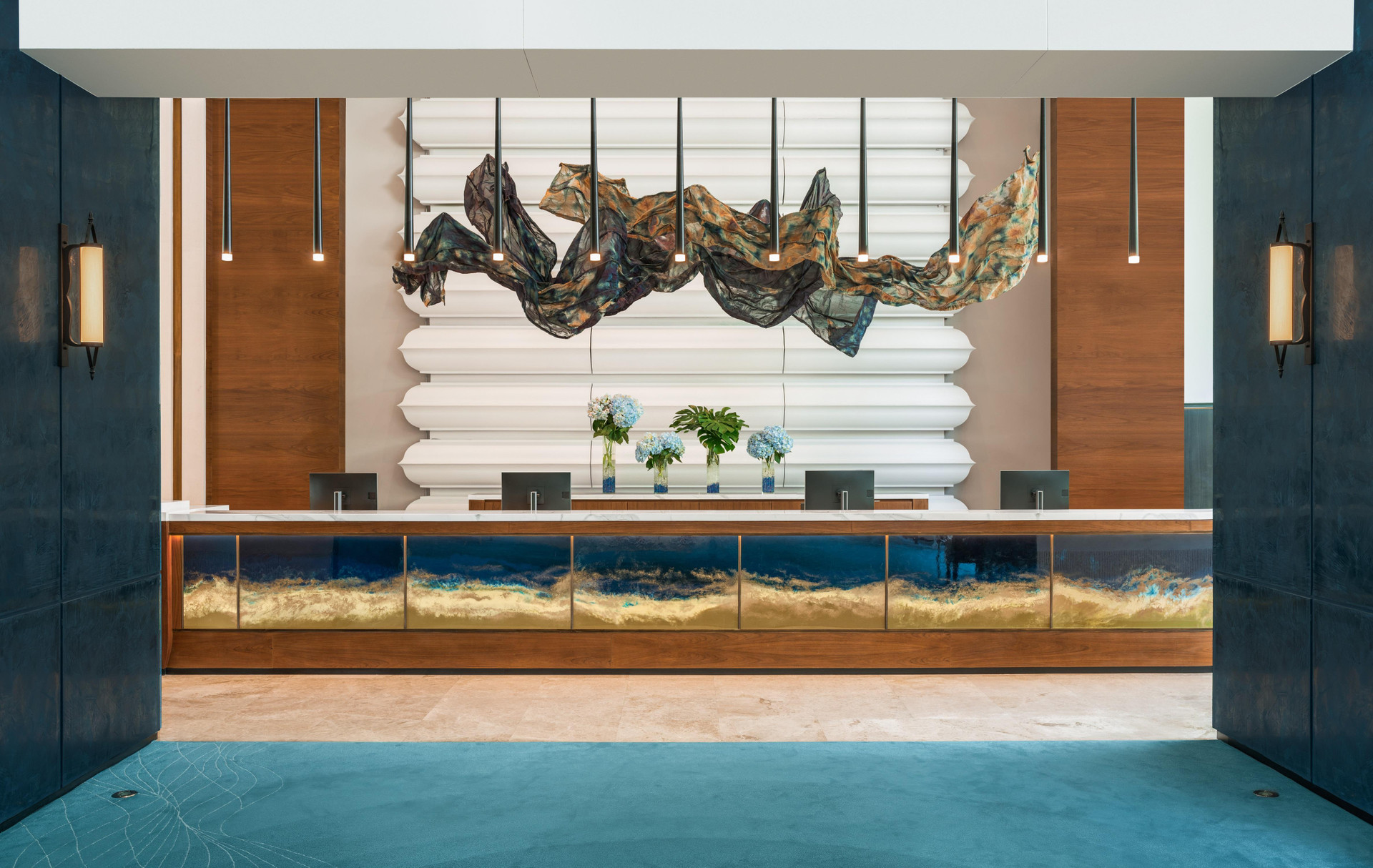 Vista Lobby Millennium Hilton Bangkok