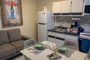 Alquiler Vacacional - Homey Escape with Patio Access and FREE Laundry