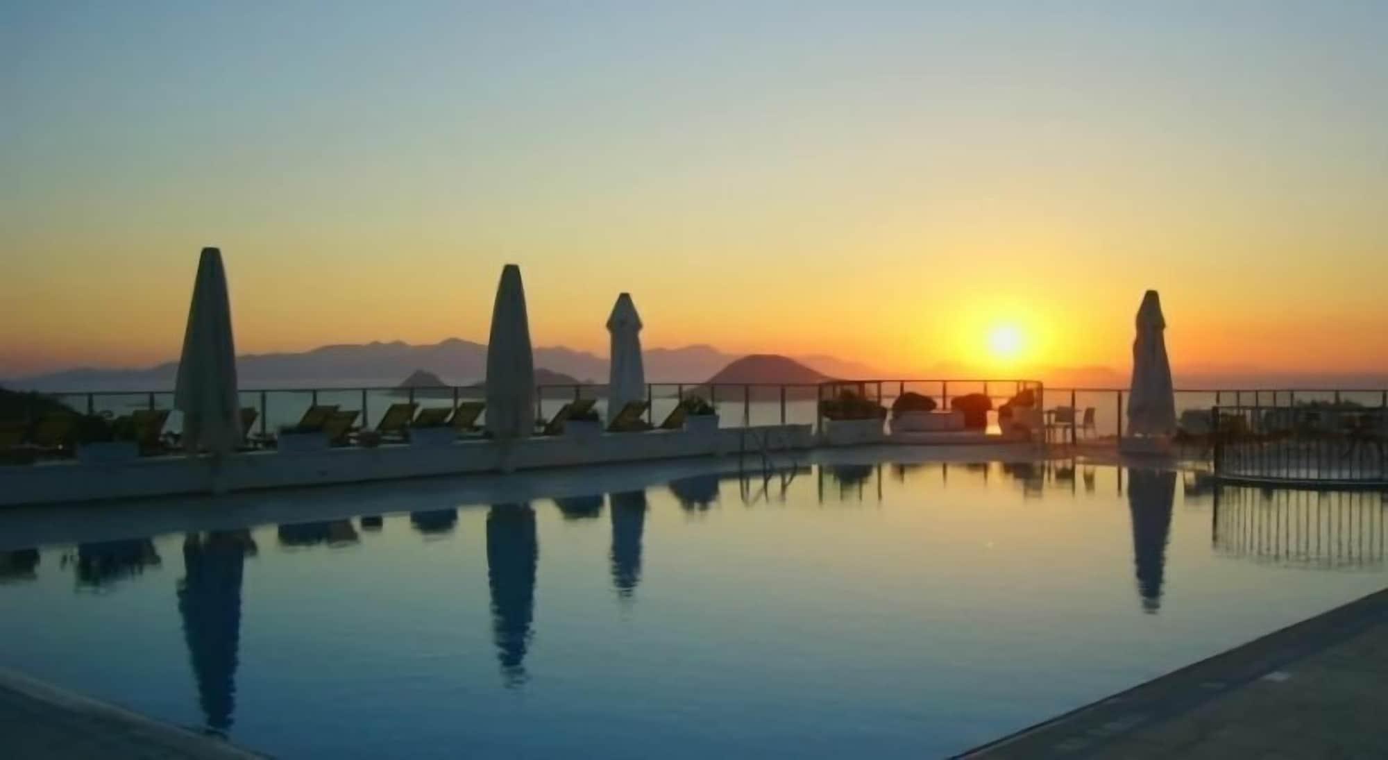 Vista Piscina Maira Deluxe Resort Hotel Bodrum