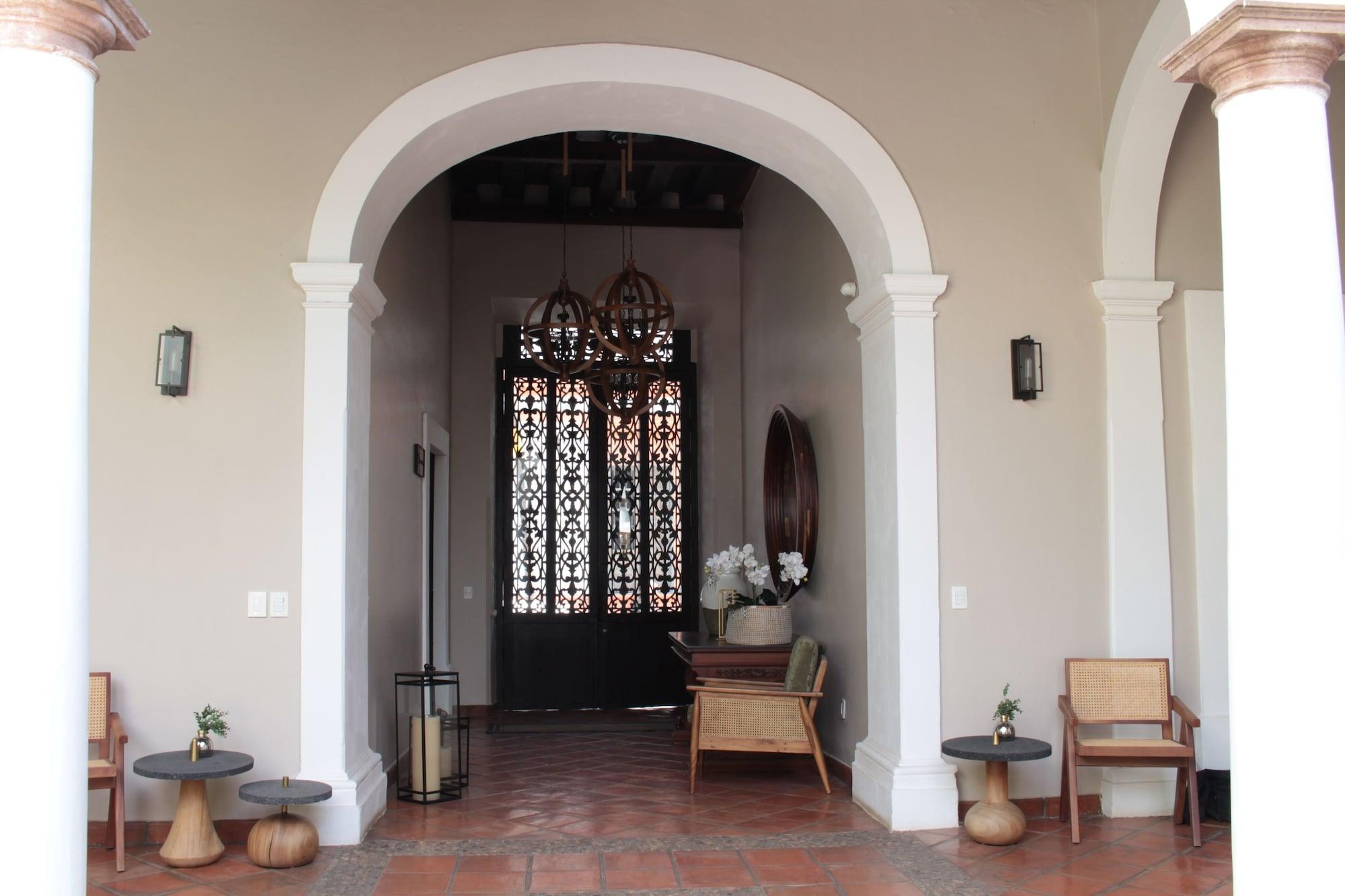 Vista Lobby Casa Angeles
