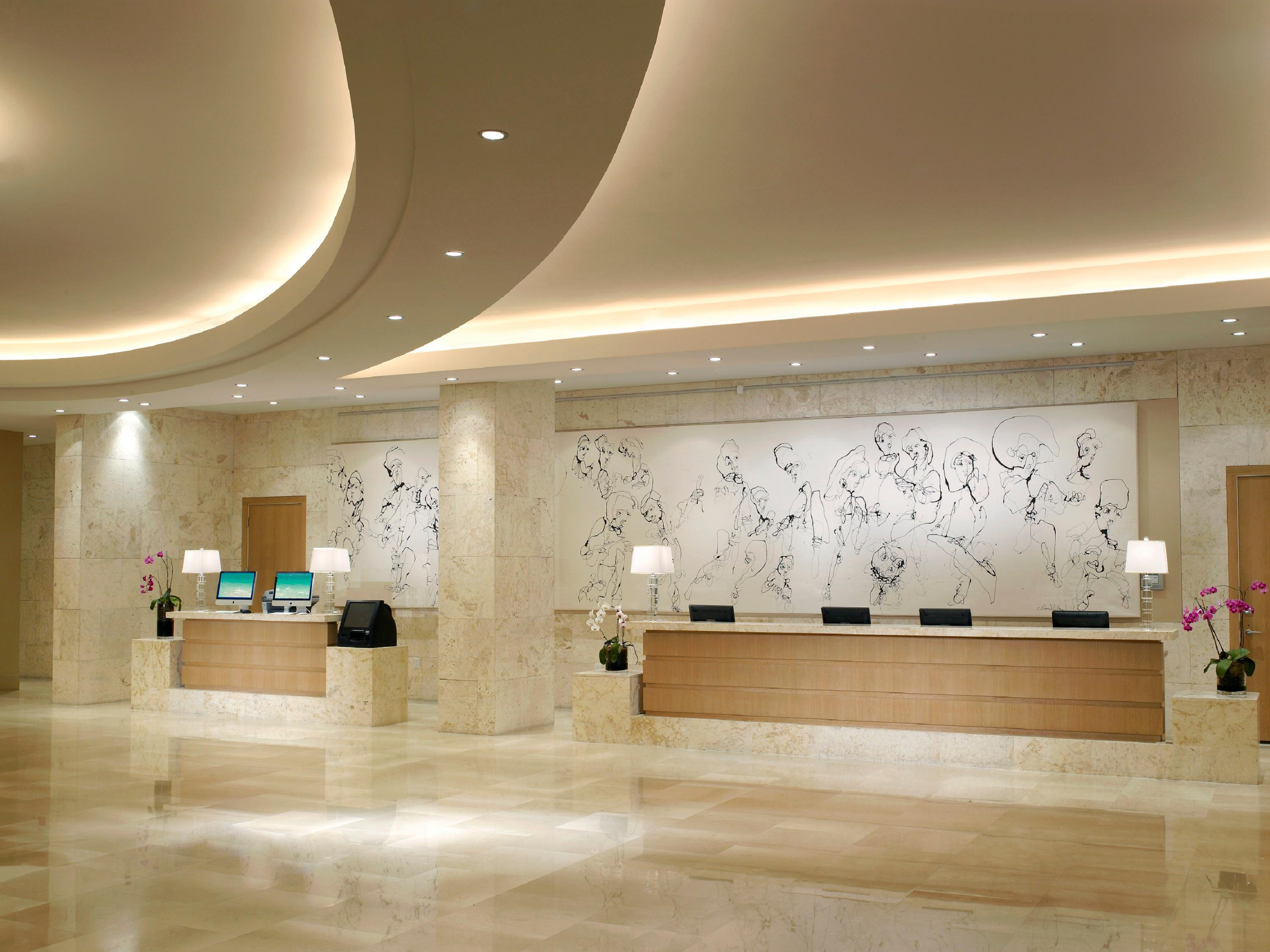 Vista Lobby Grand Beach Hotel