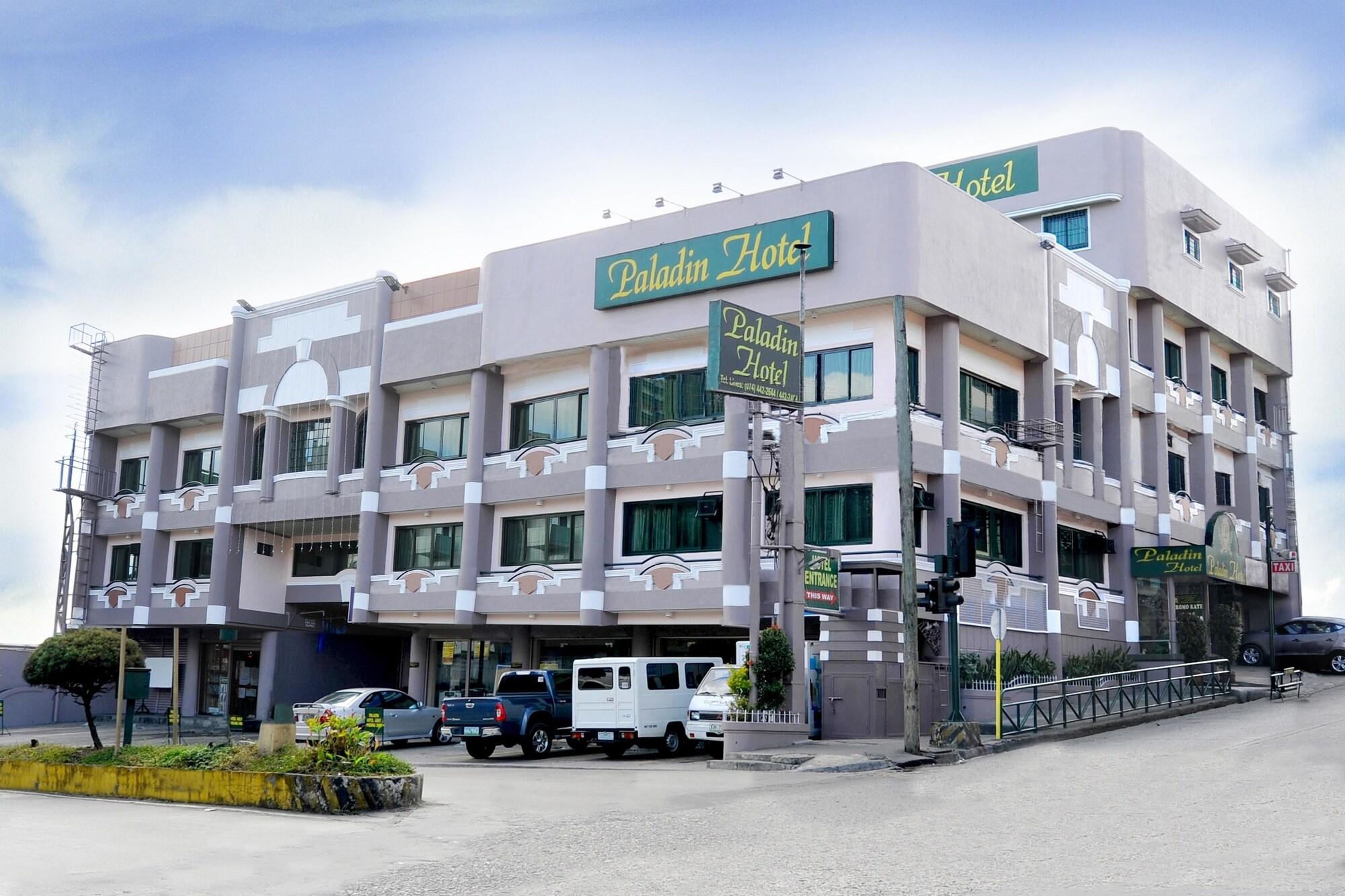 Vista Exterior Paladin Hotel