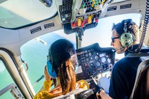Actividad - Descubre Oporto: Tour a pie de la ciudad, paseo en helicóptero y crucero por el río