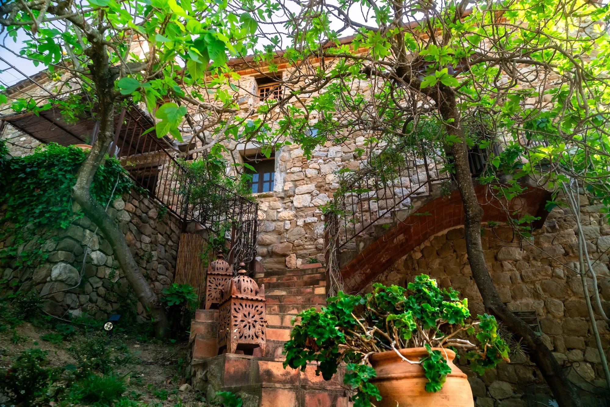 Vista Exterior Can Serola