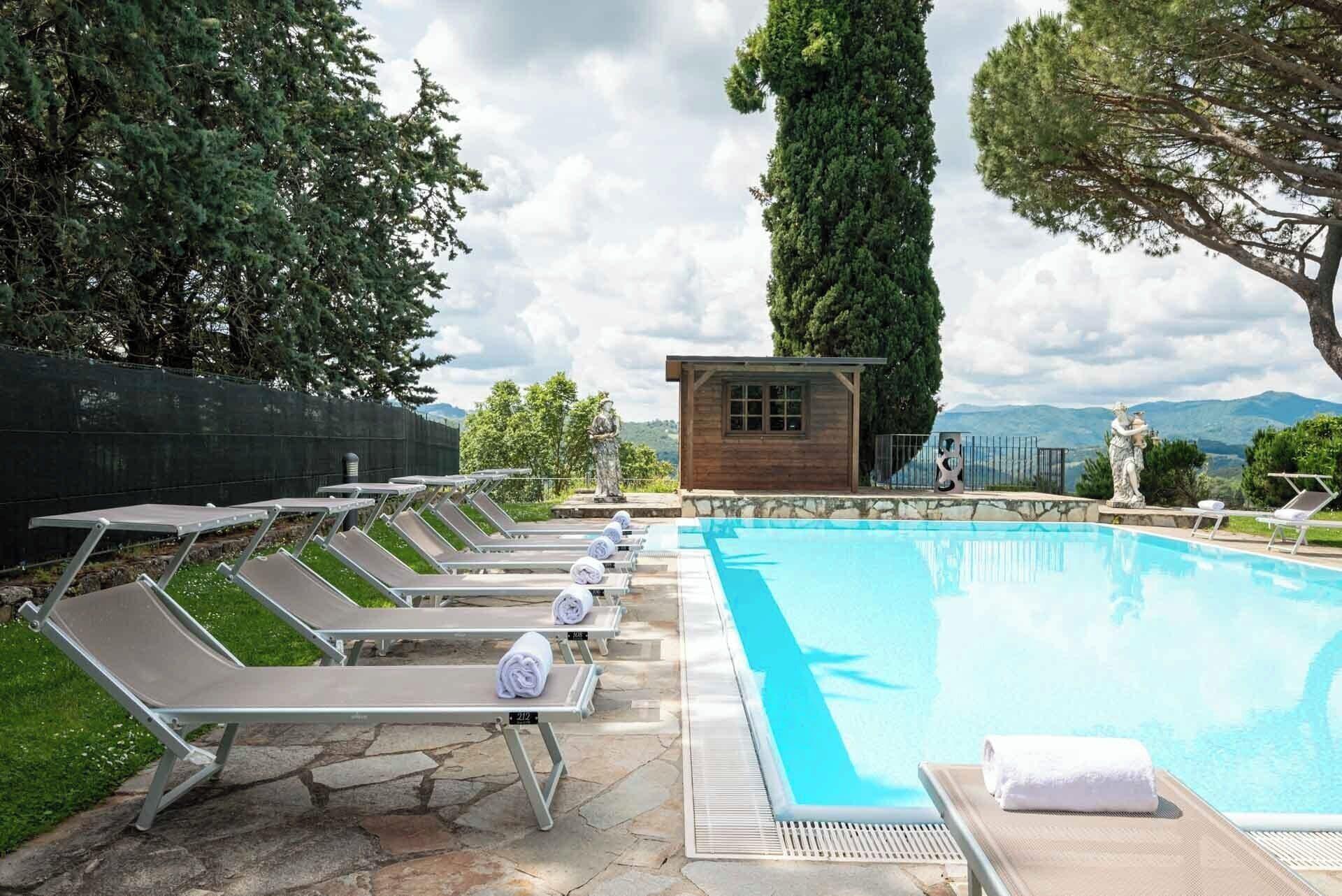 Vista Piscina Borgo di Celle