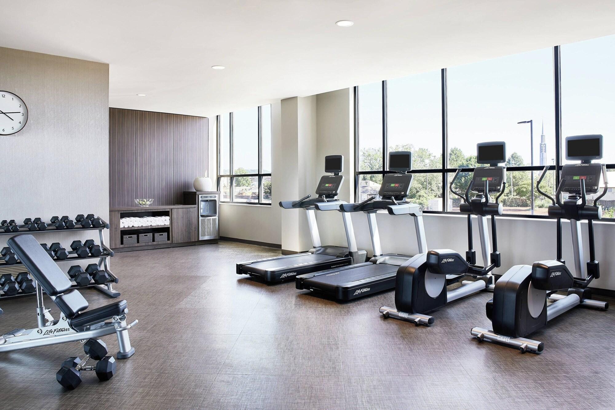 Gimnasio AC Hotel by Marriott Huntsville Downtown