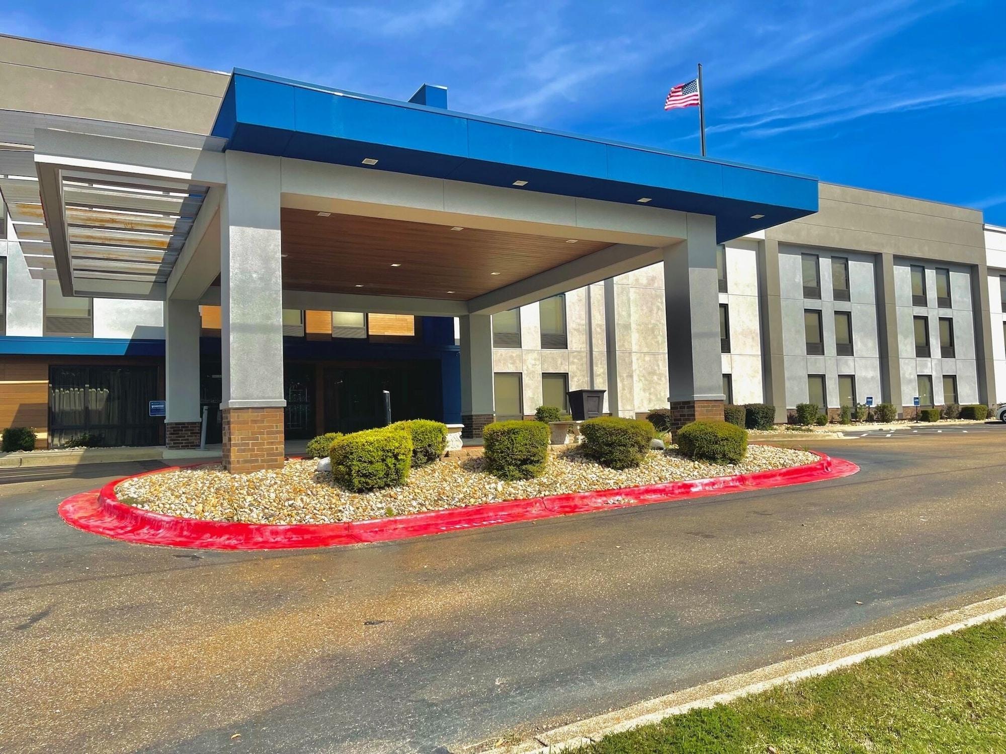 Vista Exterior Hampton Inn El Dorado