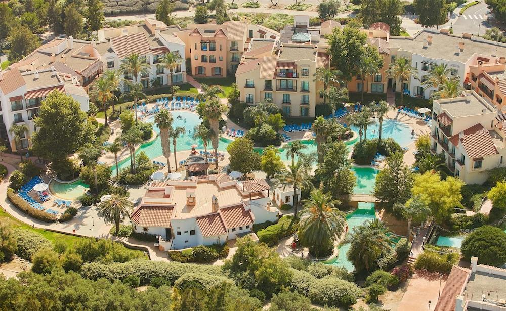 Vista Exterior Hotel PortAventura - Includes unlimited access to PortAventura Park & 1 access to Ferrari Land