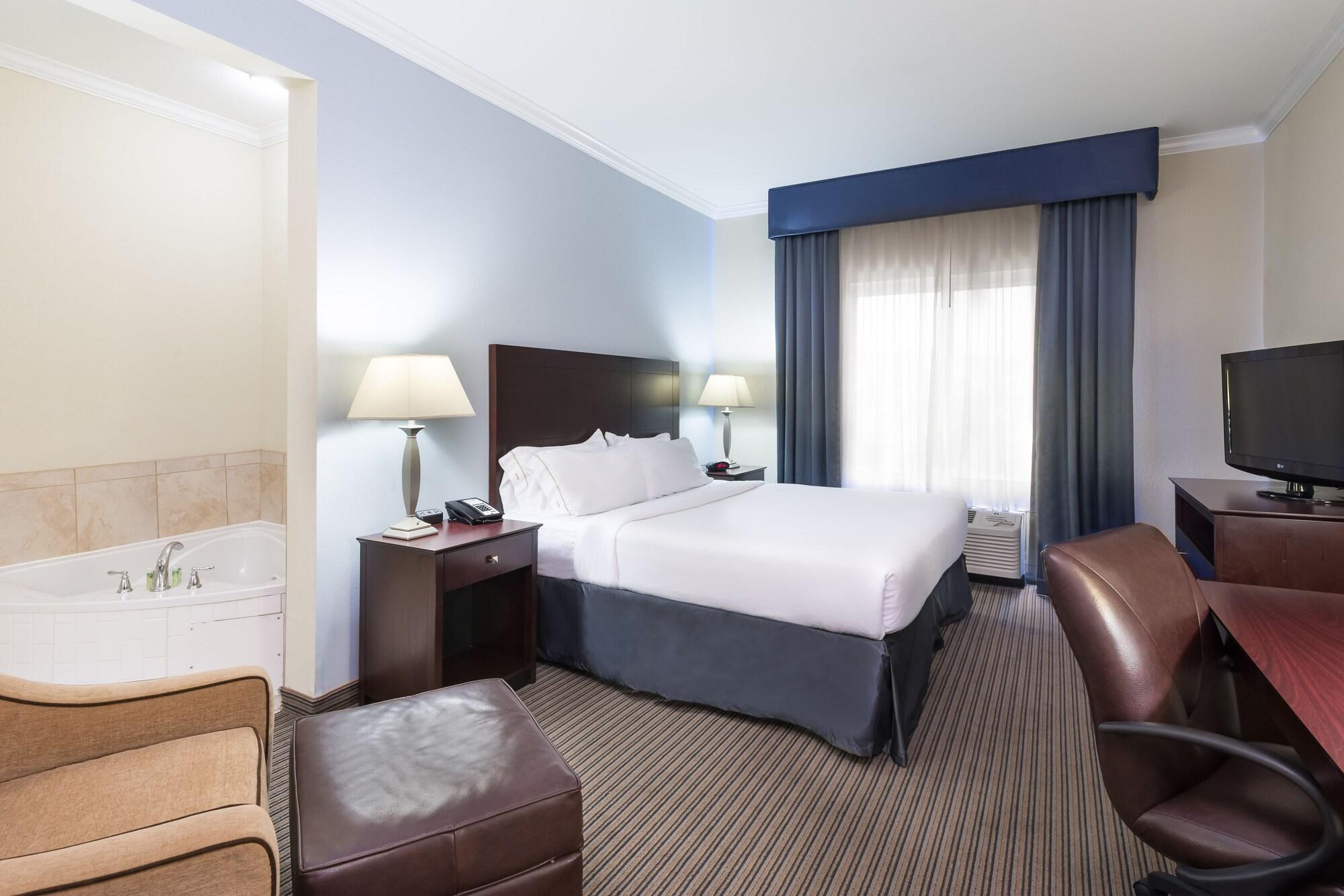 Habitación Holiday Inn Express Hotel & Suites New Iberia - Avery Island by IHG