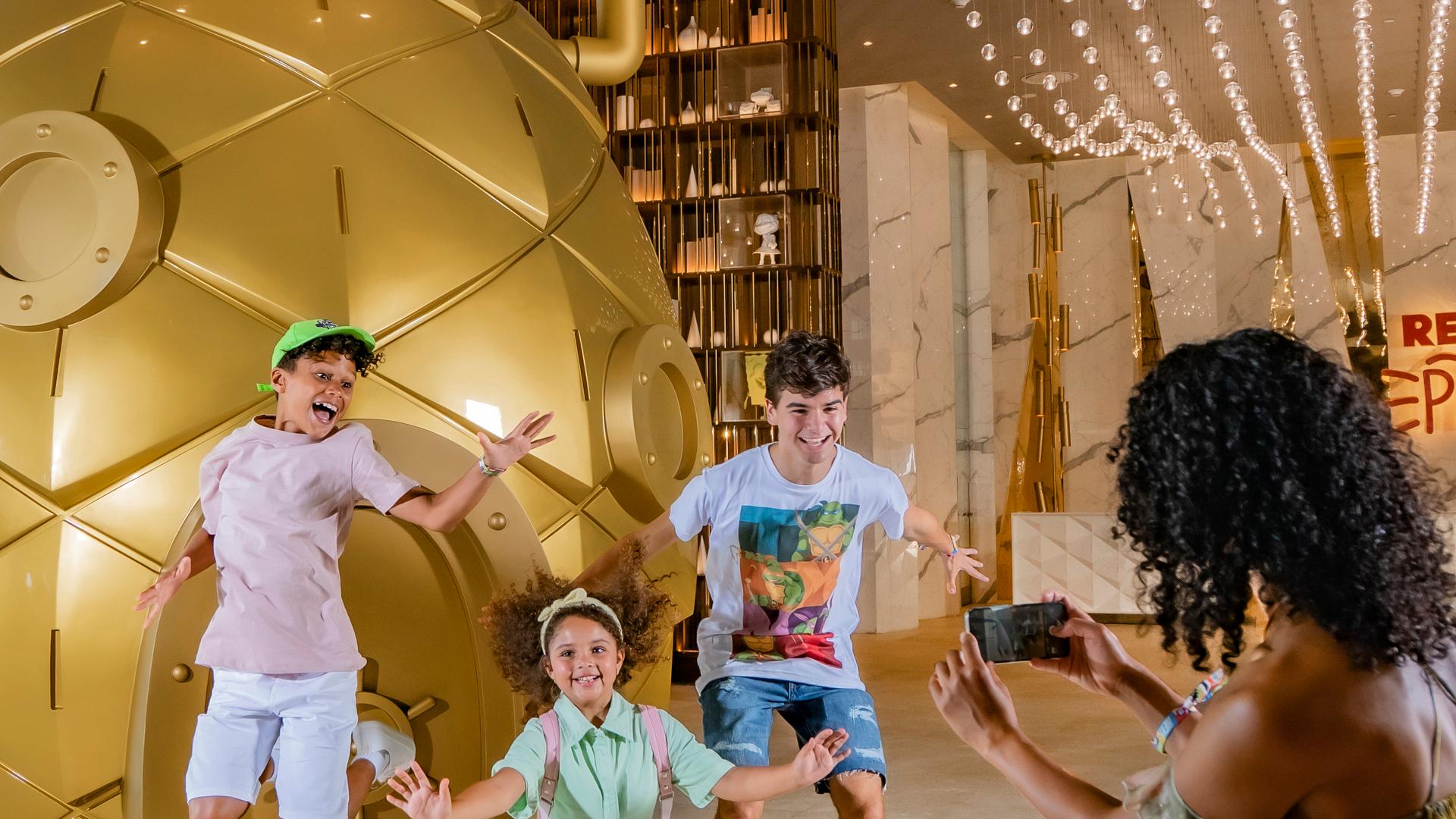 Vista Lobby Nickelodeon Hotels & Resorts Riviera Maya , By Karisma