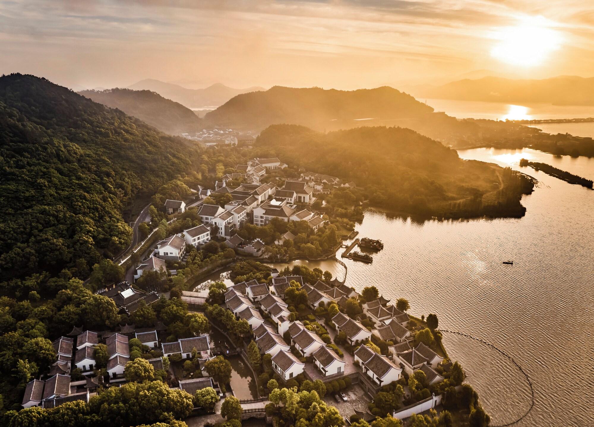 Vista Exterior Park Hyatt Ningbo Resort and Spa