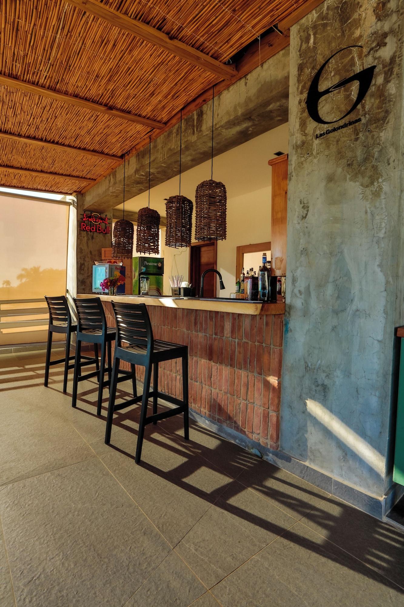 Bar/Salón Las Golondrinas Cabarete