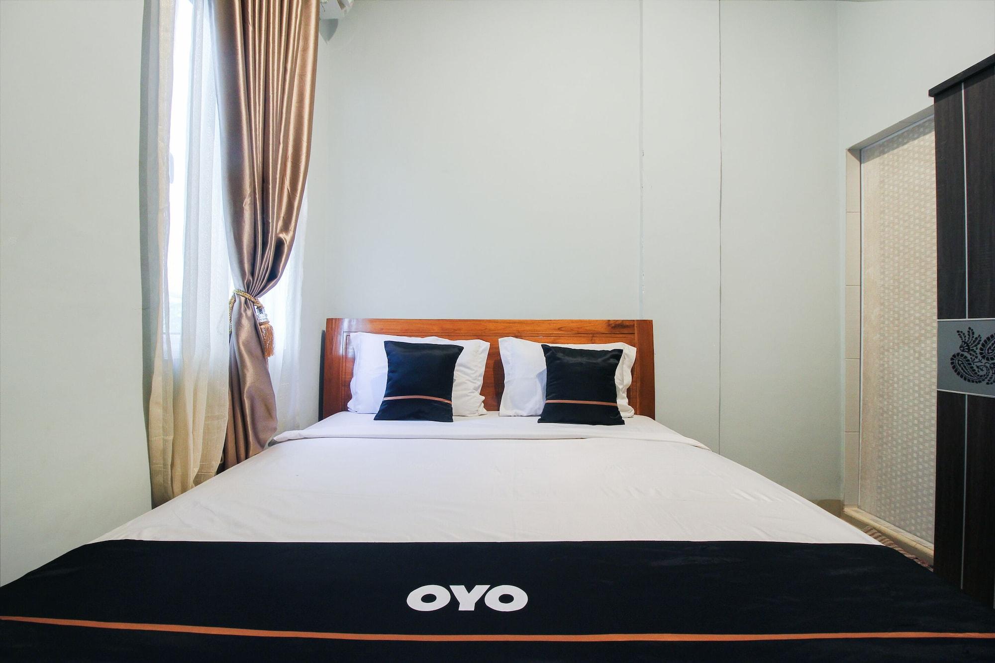 Habitación OYO 2659 B'rasco Homestay Syariah