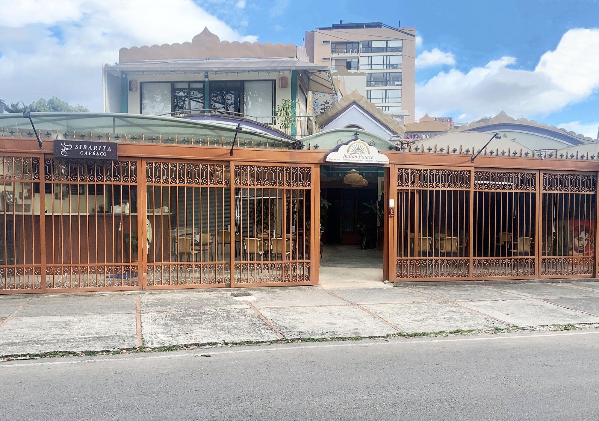 Vista Exterior Indian Palace