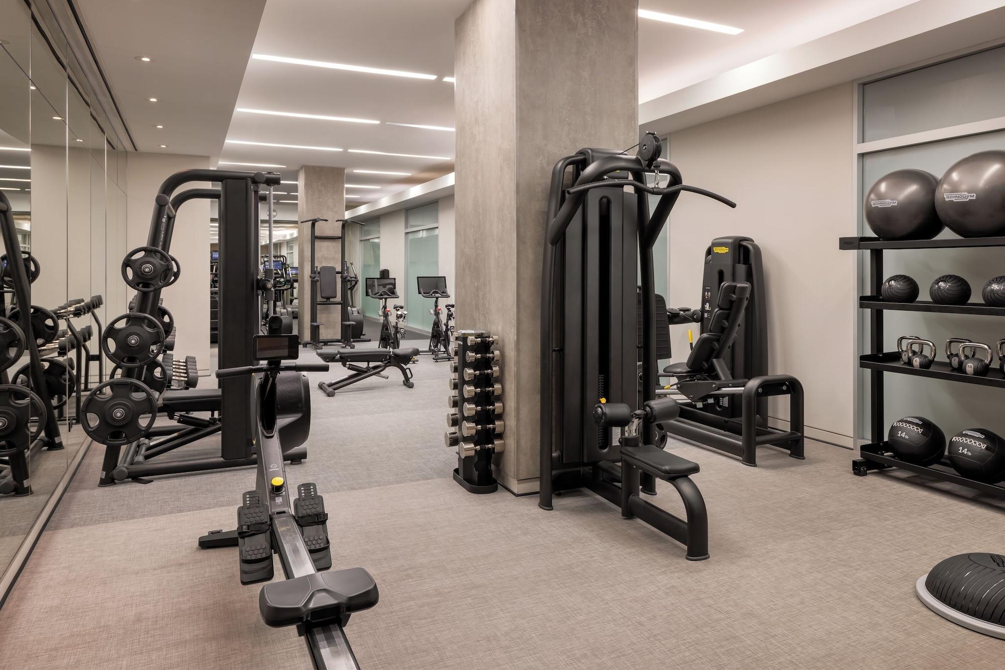 Gimnasio Fairmont Chicago at Millennium Park