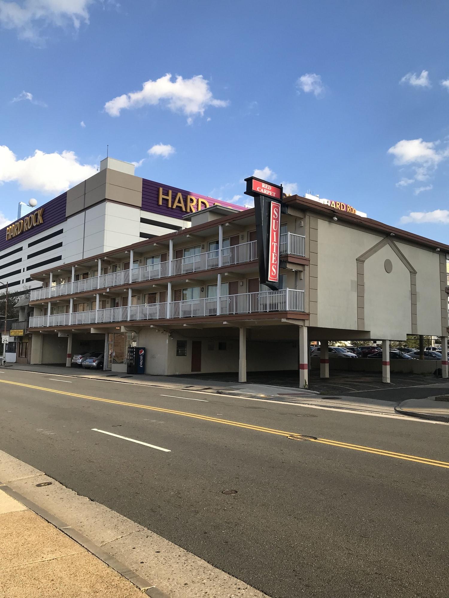 Vista Exterior Red Carpet Inn & Suites