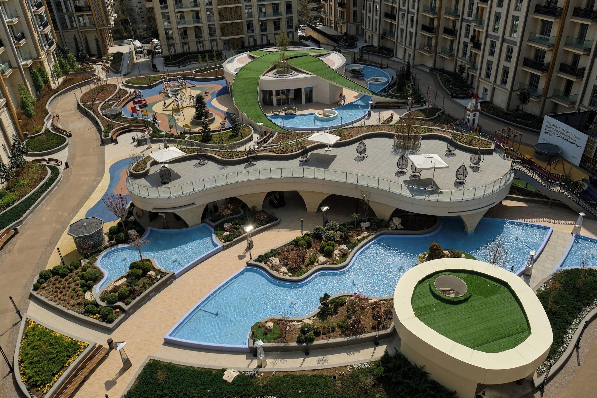 Varios STYLO Residences & Suites