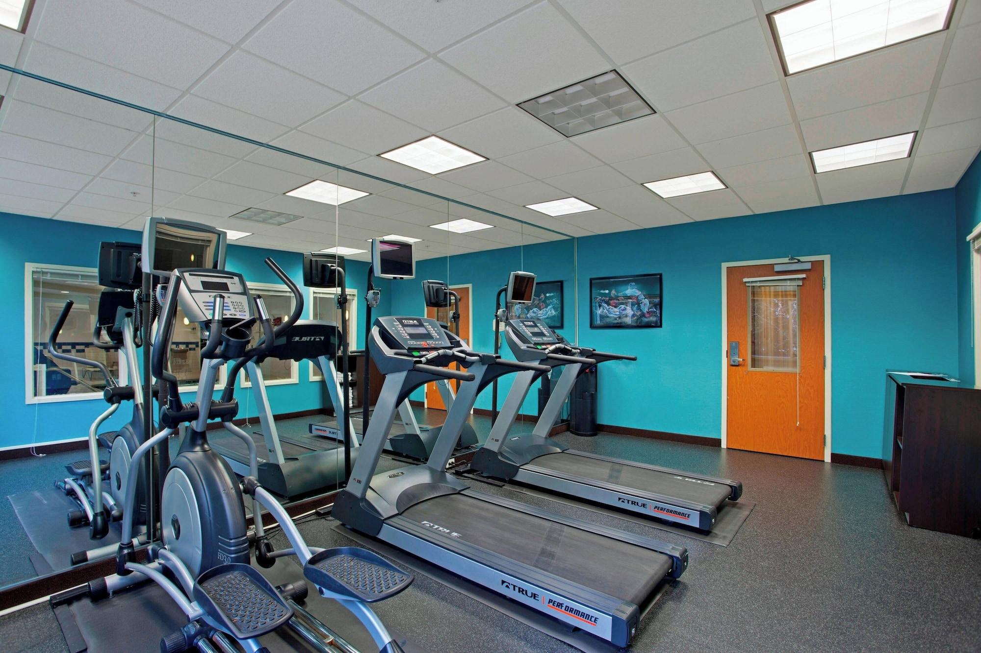 Gimnasio Fairfield Inn & Suites by Marriott Detroit Metro Airport Romulus