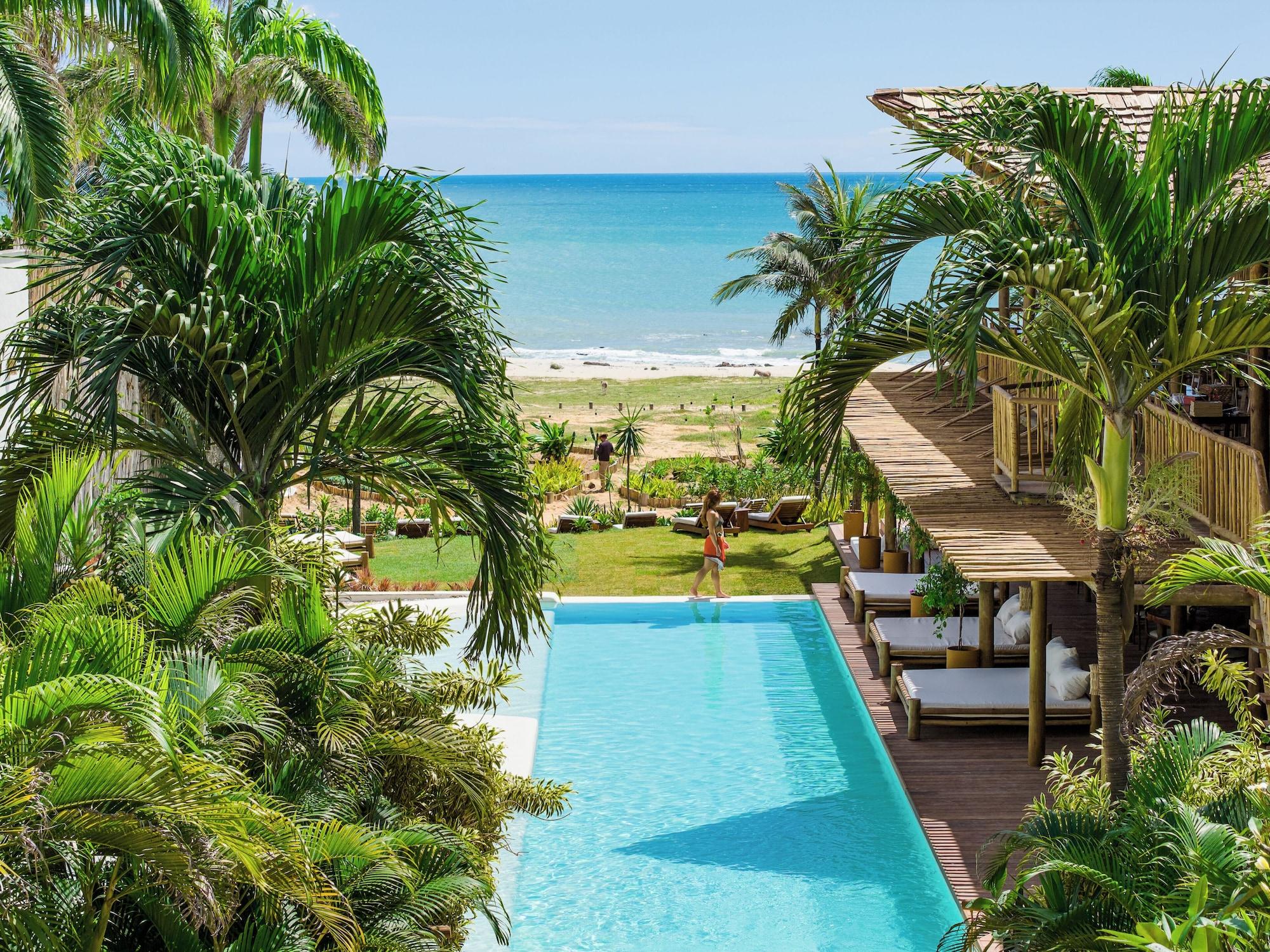 Vista Piscina Hurricane Jeri Praia