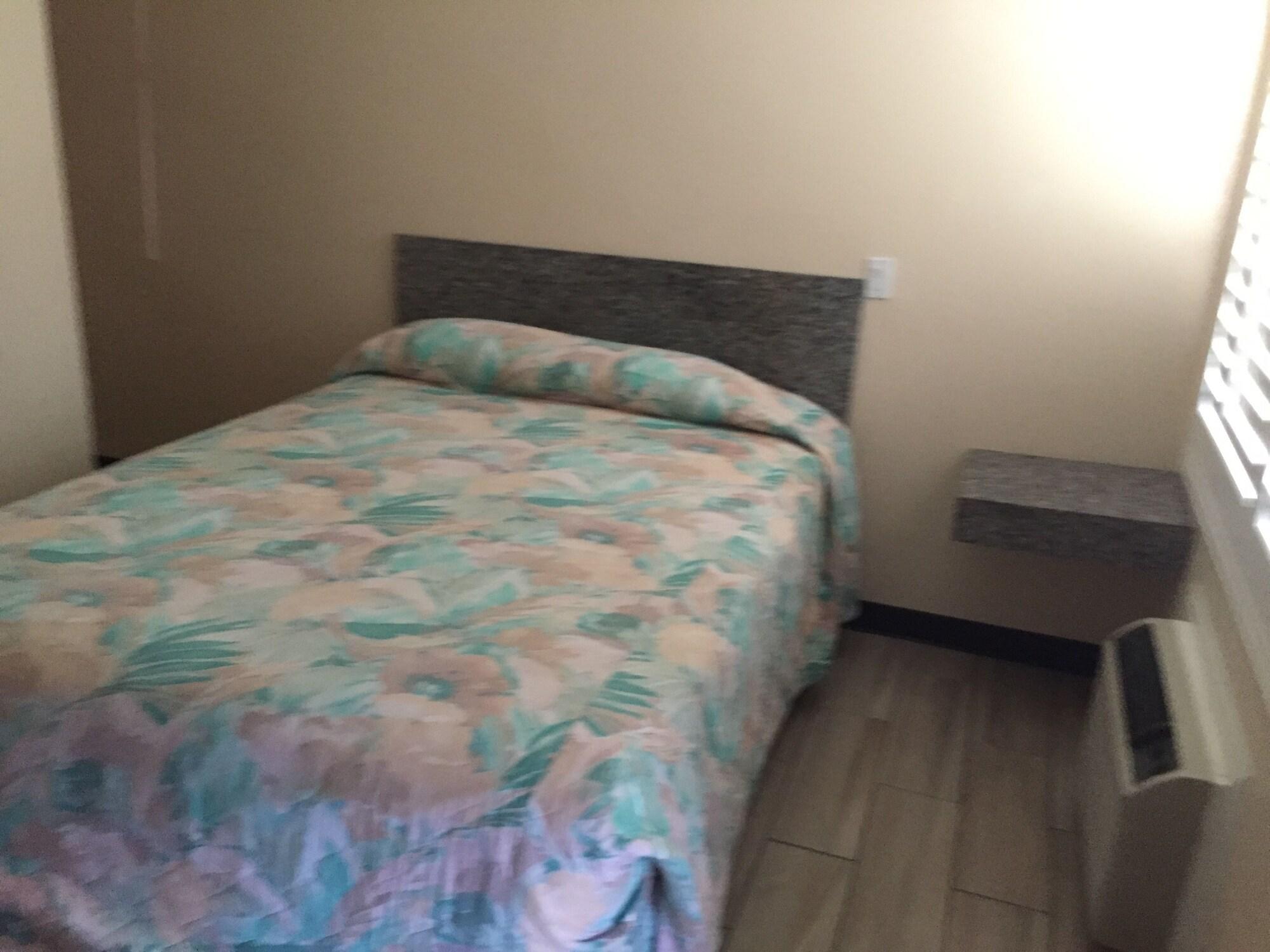 Habitación Ace Budget Motel