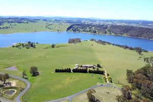 Alquiler Vacacional - ABSOLUTE LUXURIOUS LAKEFRONT HOMESTEAD AT ALPINE LAKE OF OBERON BLUE MOUNTAINS