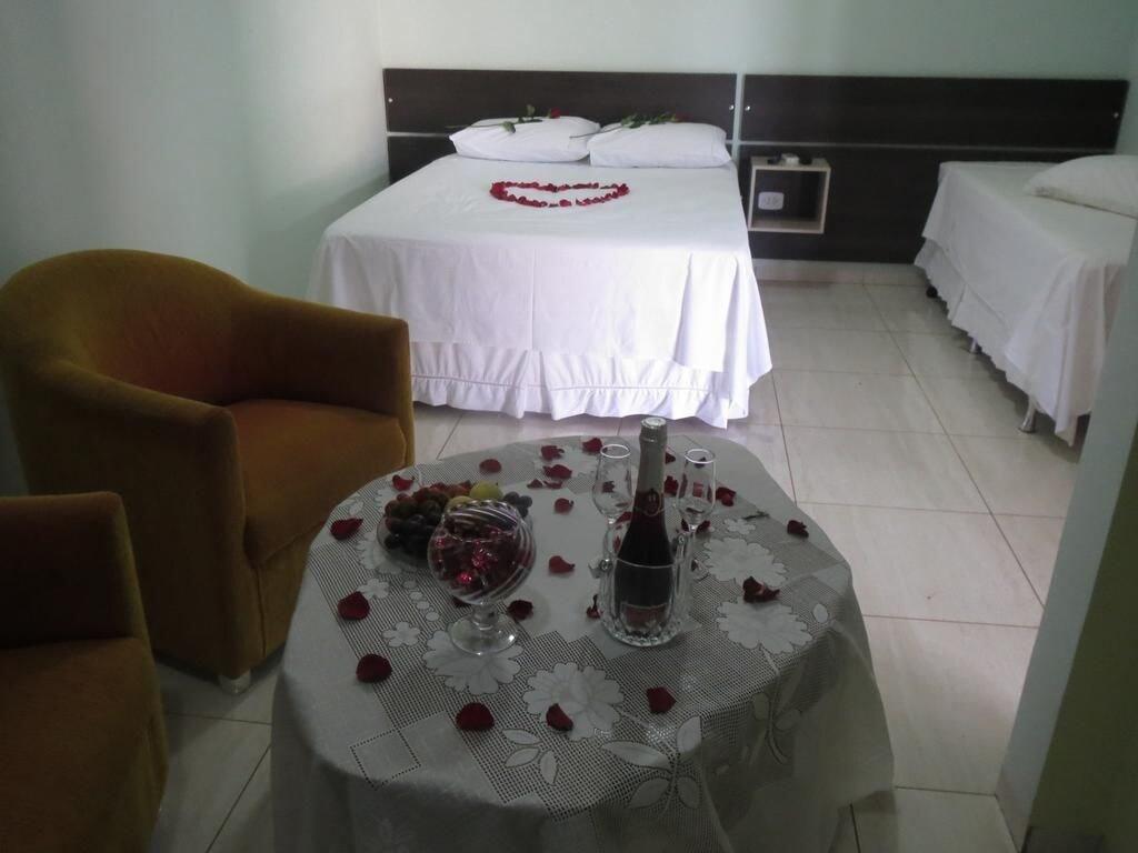 Varios Hotel e Espetaria Della Vita