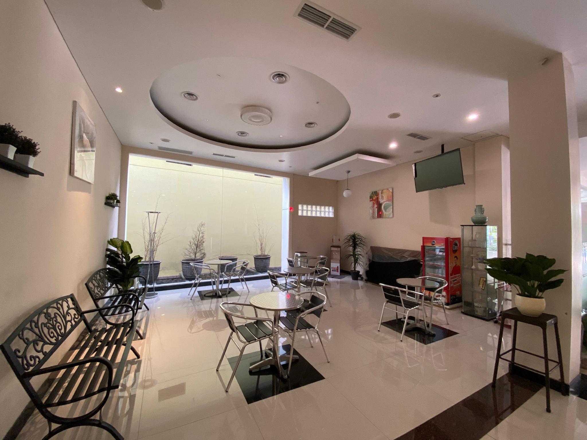 Vista Lobby Hotel Kharisma