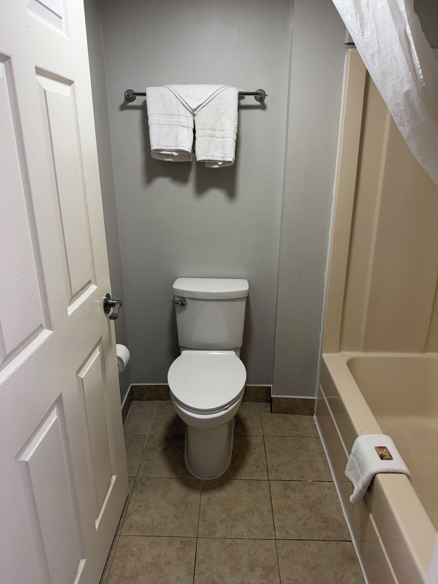 Equipamiento de Habitación Savannah Inn Savannah I-95 North