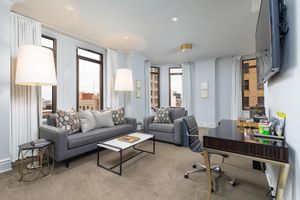 Alojamiento - John Hand Club Hotel