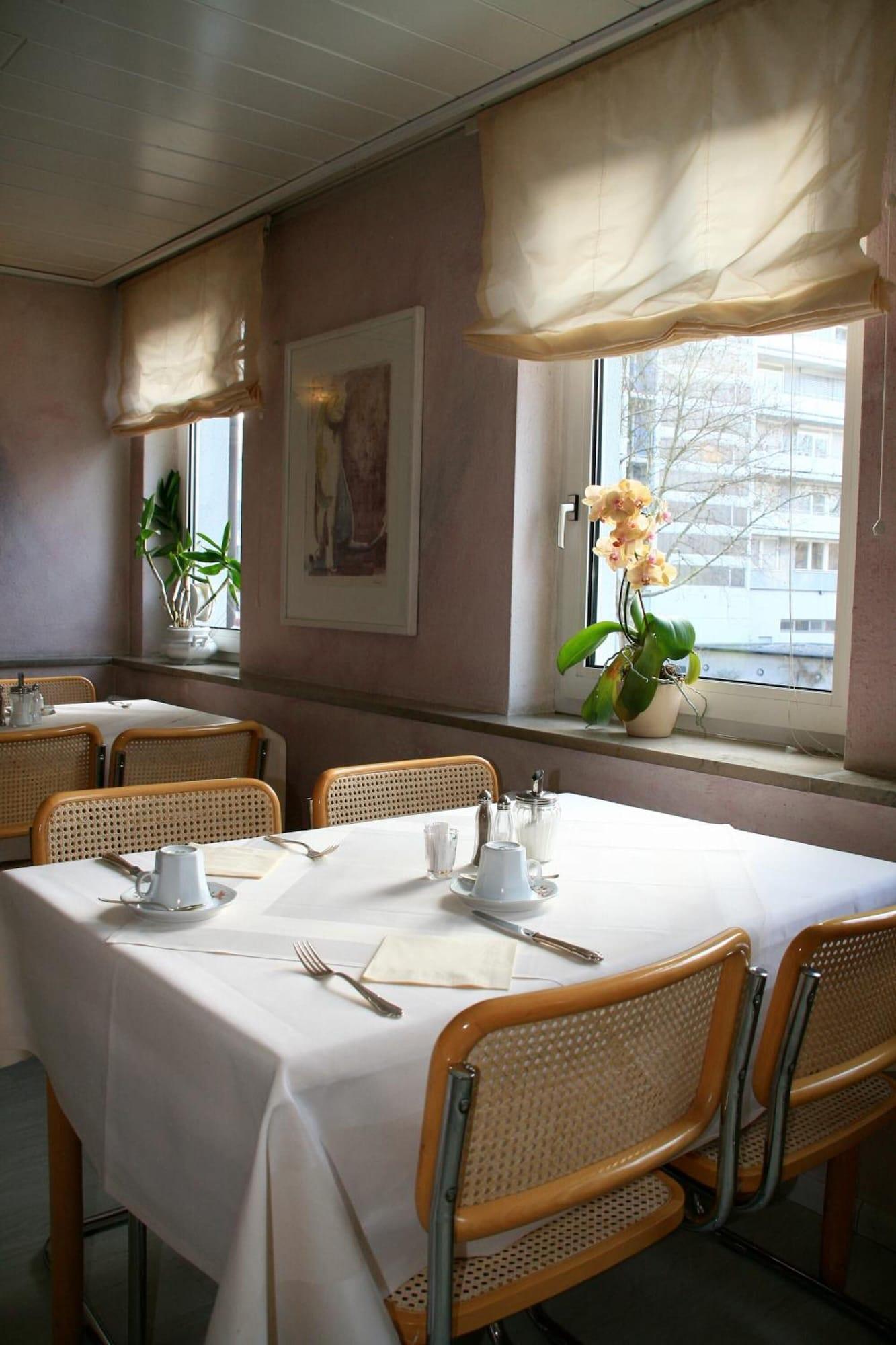 Restaurant STADT-Hotel Lörrach