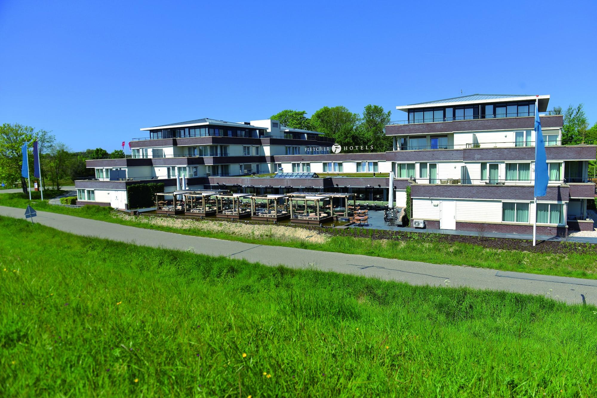 Vista Exterior Fletcher Wellness-Hotel Kamperduinen