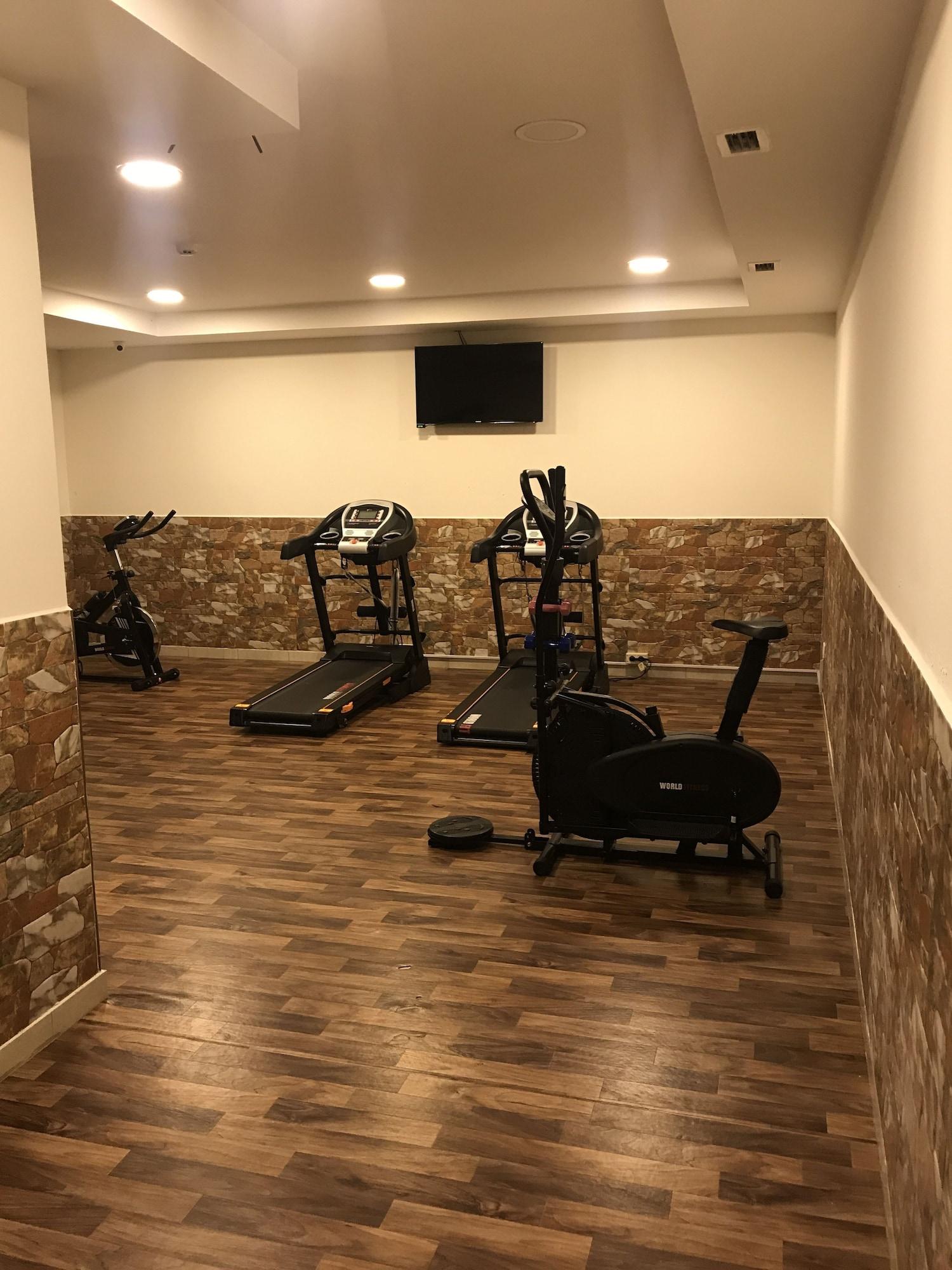 Gimnasio Almond Hotel Apartments