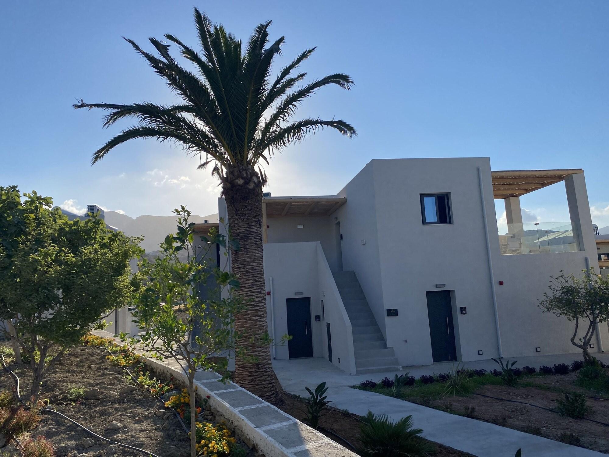 Vista Exterior Helios Beach Hotel & Bungalows