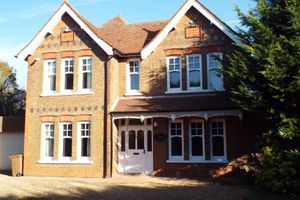 Alojamiento - Brookside Lodge