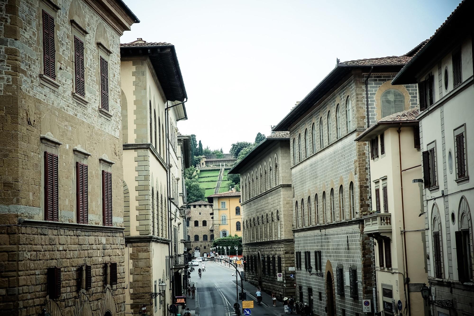 Vista Exterior Benci House