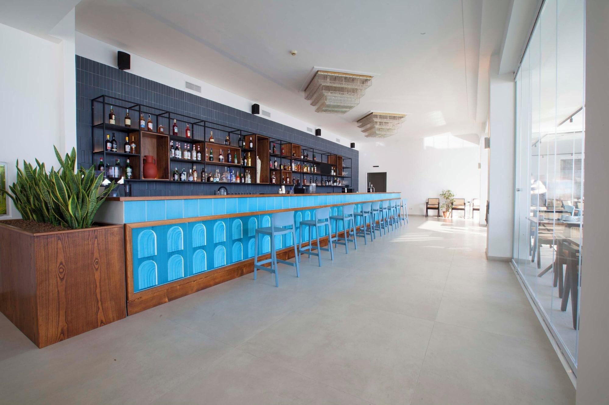 Bar/Salón Hotel Admiral