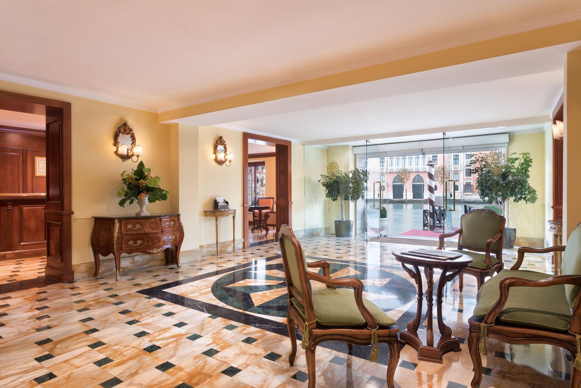 Vista Lobby Sina Palazzo Sant'Angelo