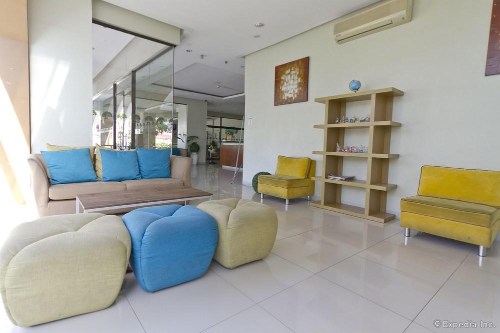 Vista Lobby Mango Park Hotel