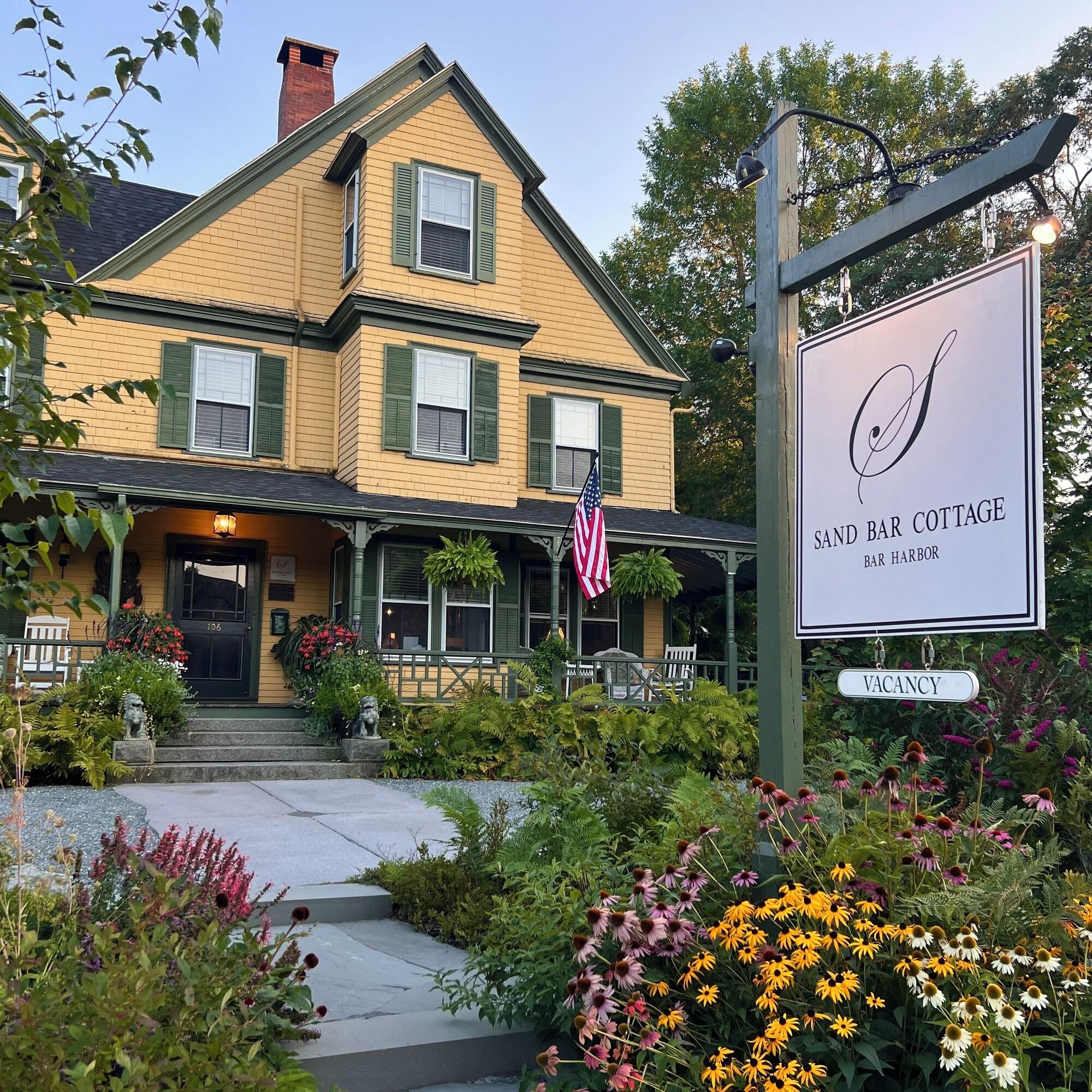 Varios Sand Bar Cottage Inn