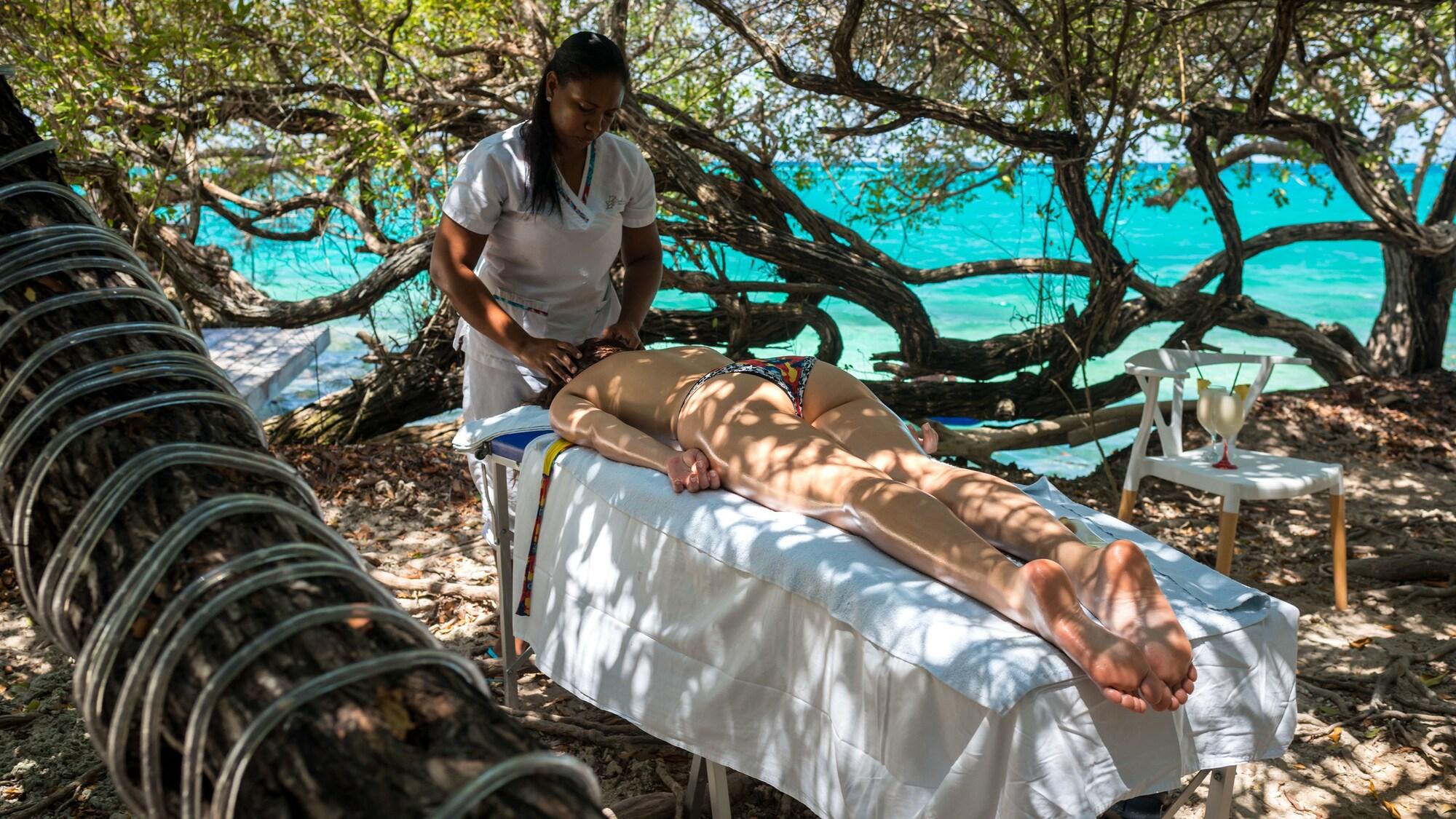 Spa Hotel Coralina Island