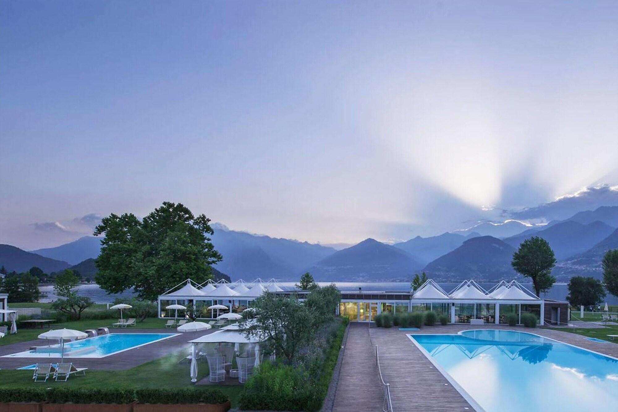 Vista Exterior Seven Park Hotel Lake Como - Adults Only
