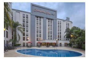 Alojamiento - Hampton Inn by Hilton Monterrey Galerías