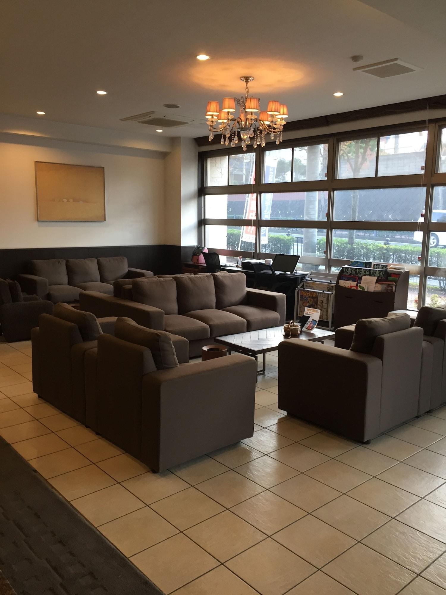 Vista Lobby New Station Hotel Premiere