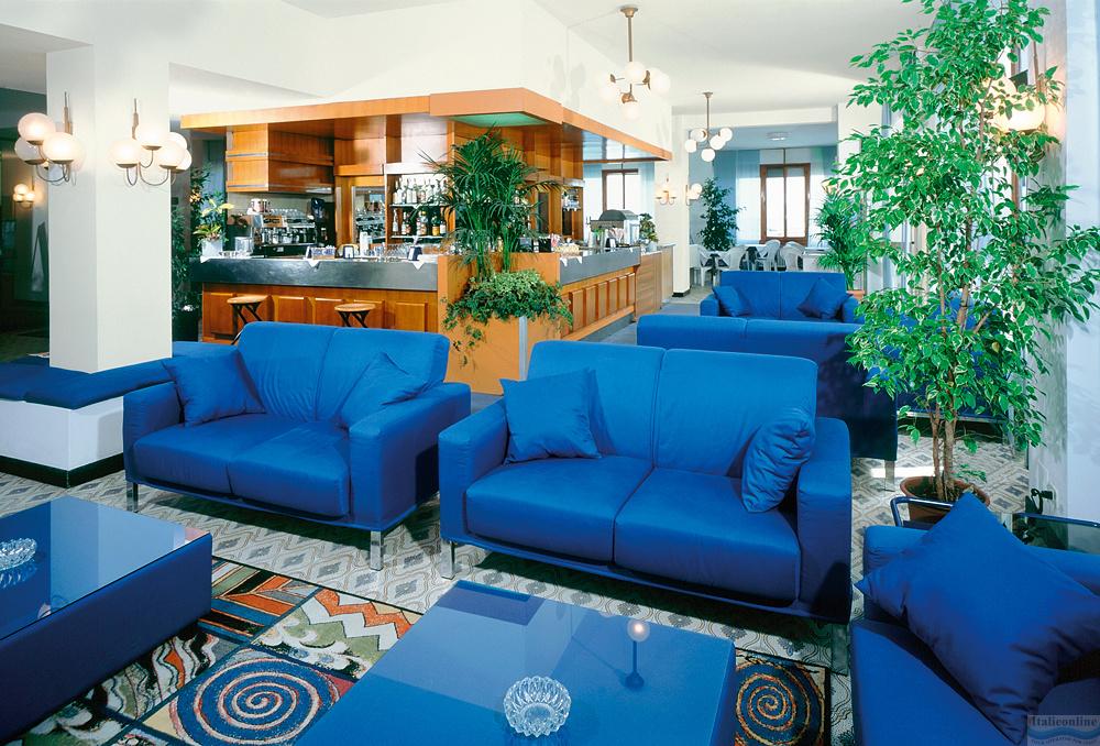 Vista Lobby Majestic