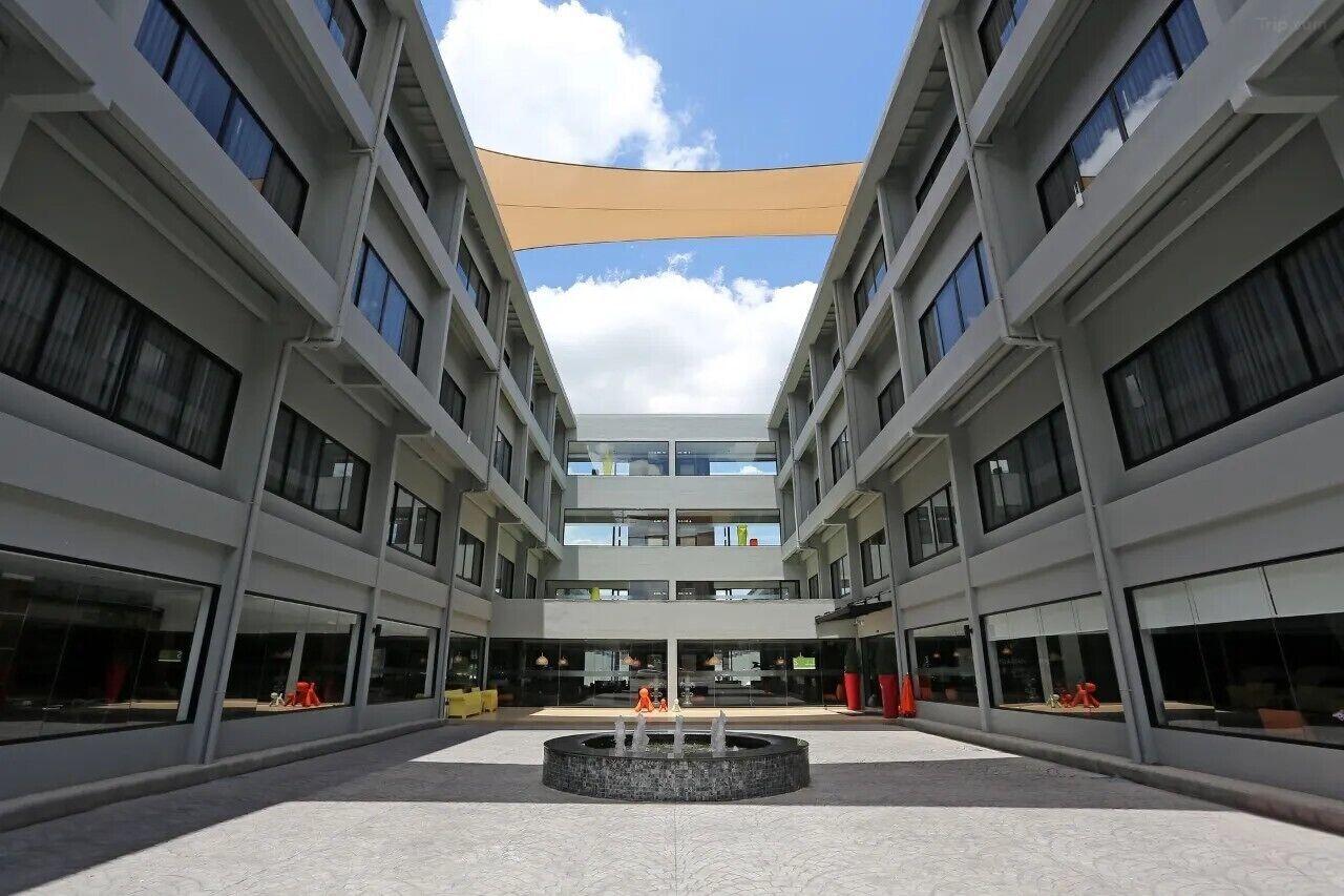 Vista Exterior S Ratchada Leisure Hotel